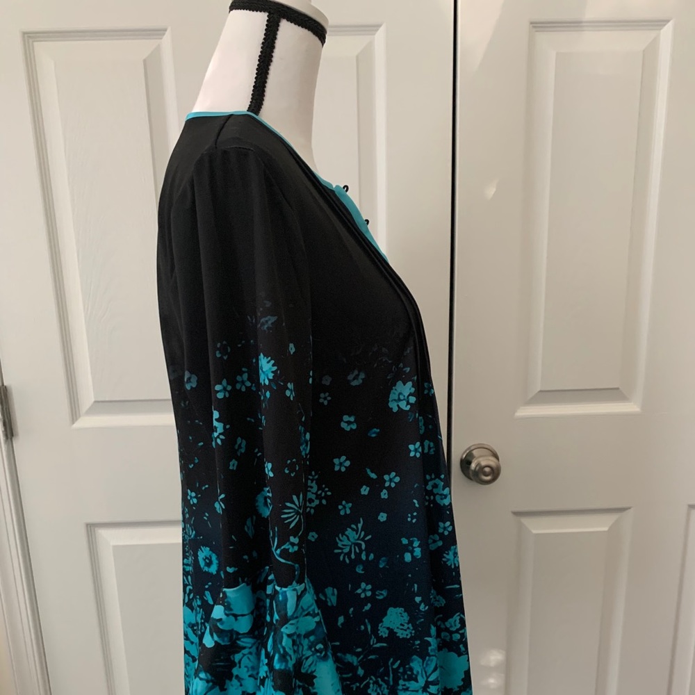 Blouse - Picture 3 of 3